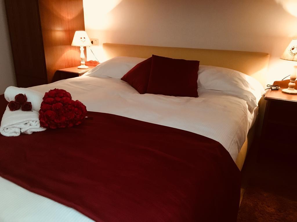 Residenza Eleonora Appartement Temù Buitenkant foto