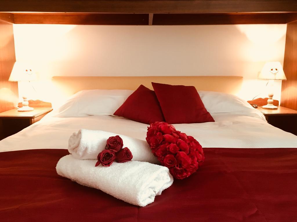 Residenza Eleonora Appartement Temù Buitenkant foto